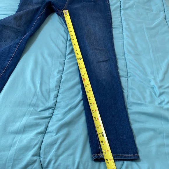 Free People Ultra High Pull On Skinny jeans size 28 - Picture 9 of 13